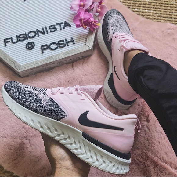 Nike Shoes - NWT🌸 Rare Nike Odyssey React Flyknit 2 Rose 8W